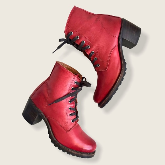 RARE Frye Sabrina 6G LaceUp Red Retro Combat Boots - Picture 7 of 16
